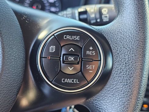 Used 2020 Kia Soul S FWD image 22