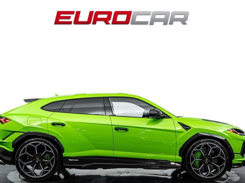 Used 2023 Lamborghini Urus Performante AWD/4WD image 6