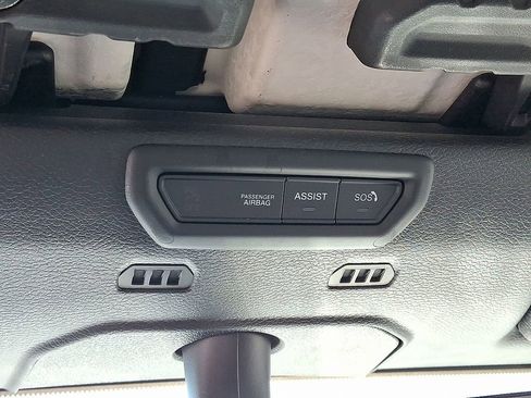 Certified 2021 Jeep Gladiator Mojave image 23