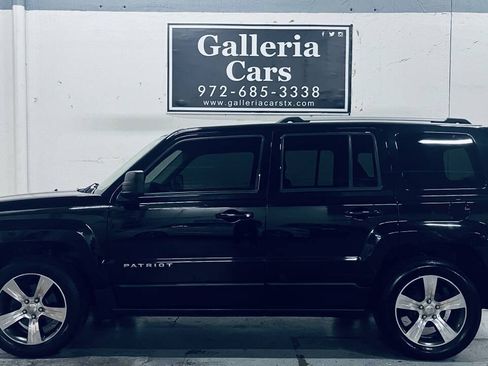 Used 2016 Jeep Patriot High Altitude FWD image 1