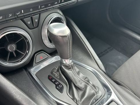 Used 2019 Chevrolet Camaro LT RWD image 19