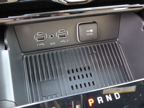 New 2026 Jeep Grand Cherokee L Limited w/ Luxury Tech Group II AWD/4WD image 26