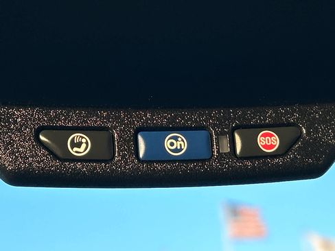 Used 2017 Chevrolet Colorado Z71 image 32