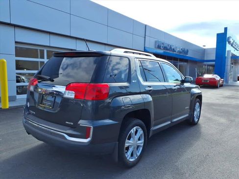 Used 2017 GMC Terrain SLT w/ Open Road Package image 6