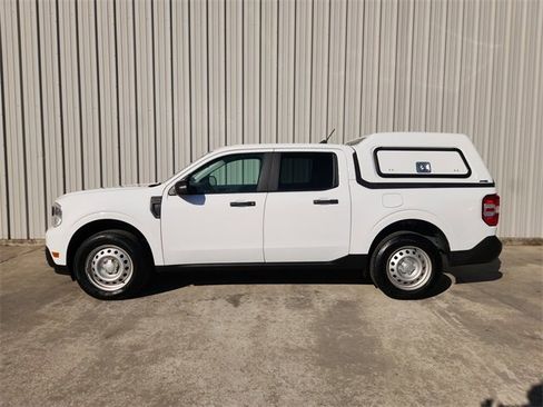 Used 2023 Ford Maverick XL image 7