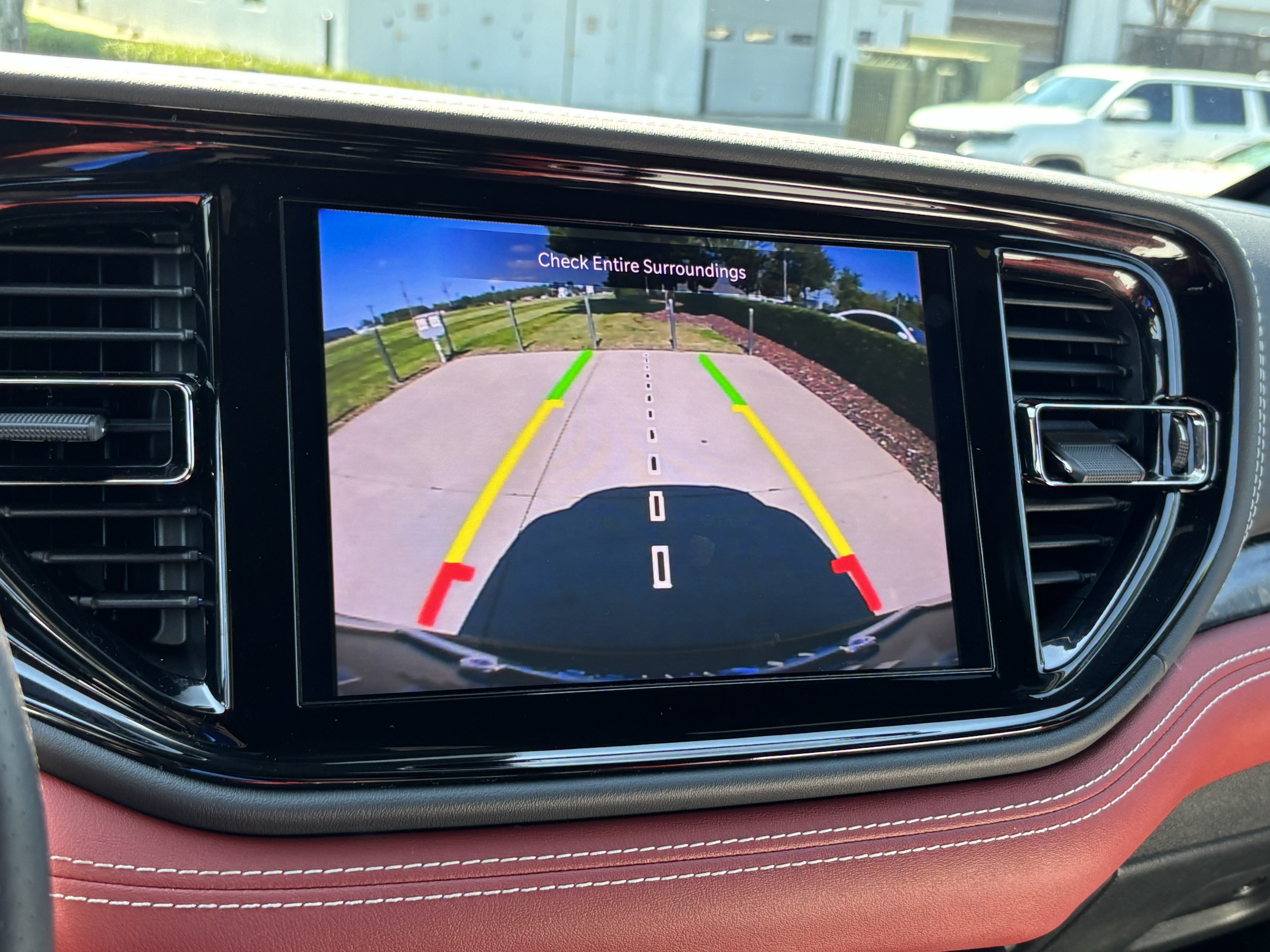 Used 2022 Dodge Durango SRT w/ Premium Interior Group AWD/4WD image 24