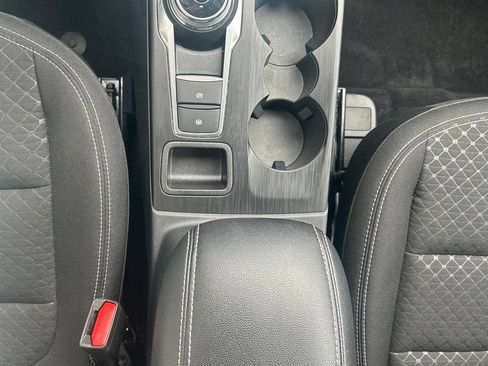 Used 2024 Ford Escape Active w/ Tech Pack #2 AWD/4WD image 19