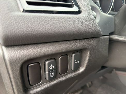 Used 2025 Mitsubishi Outlander Sport ES image 17