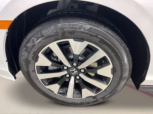 New 2026 Honda Odyssey EX-L image 10