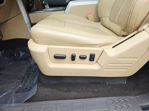 Used 2013 Ford F150 Lariat w/ Mid Equipment Group AWD/4WD image 17