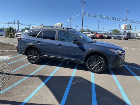 Used 2023 Subaru Outback Onyx Edition image 6
