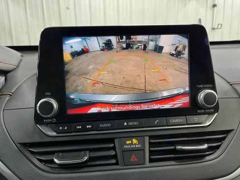 Used 2020 Nissan Altima 2.0 SR image 26