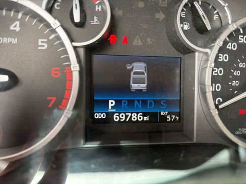 Used 2017 Toyota Tundra 1794 Edition image 4