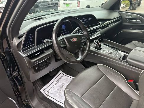 Used 2023 Cadillac Escalade ESV Sport AWD/4WD image 14
