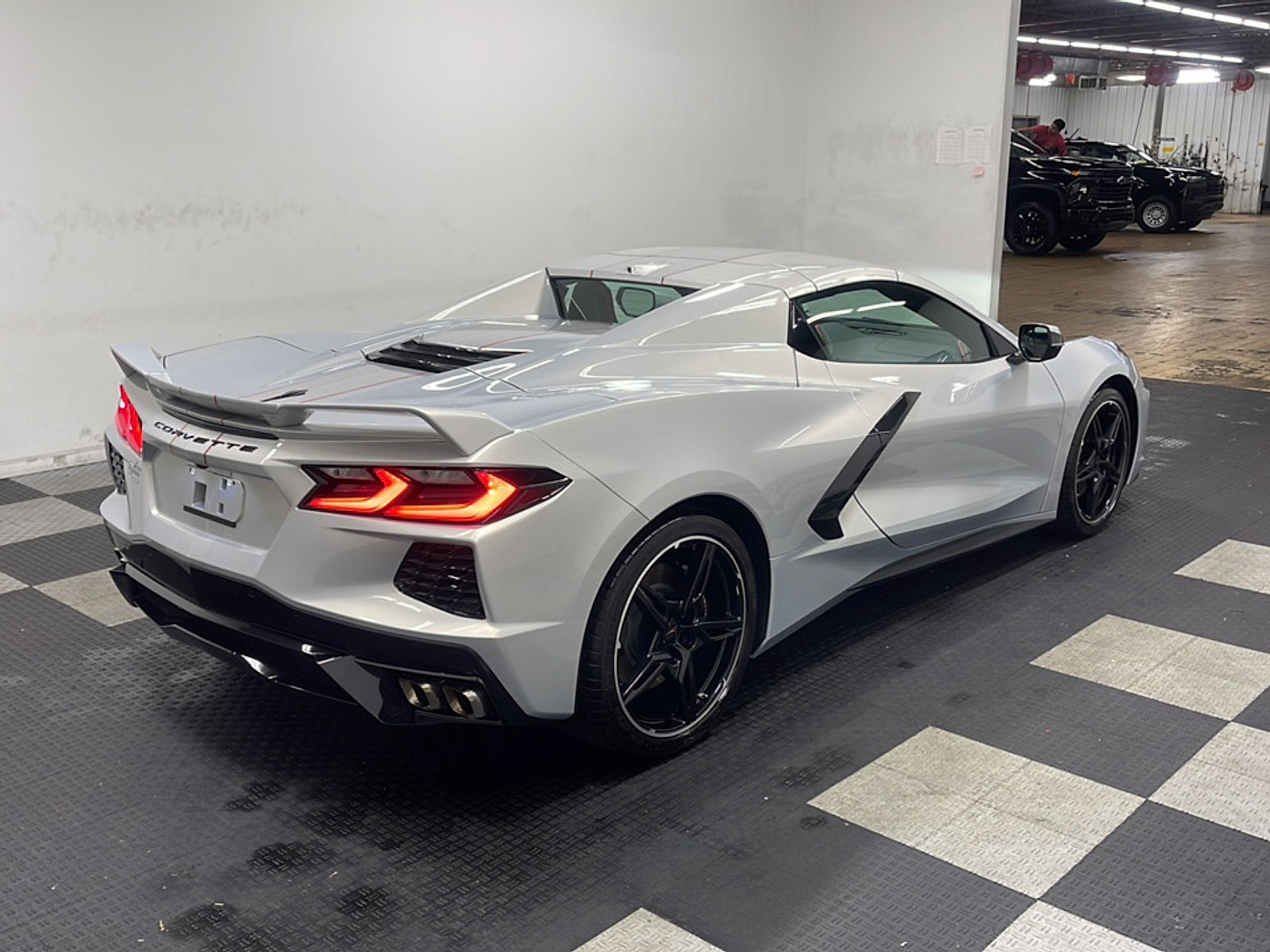 Used 2022 Chevrolet Corvette Stingray Preferred Conv w/ Z51 Performance Package RWD image 18