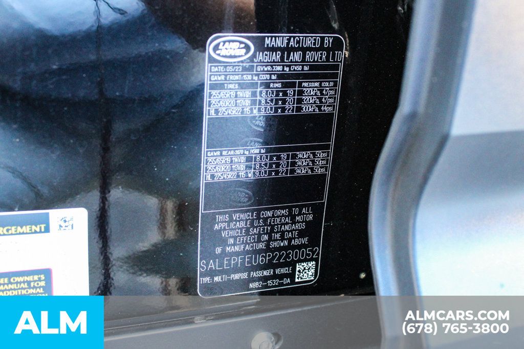 Used 2023 Land Rover Defender 130 SE AWD/4WD image 41
