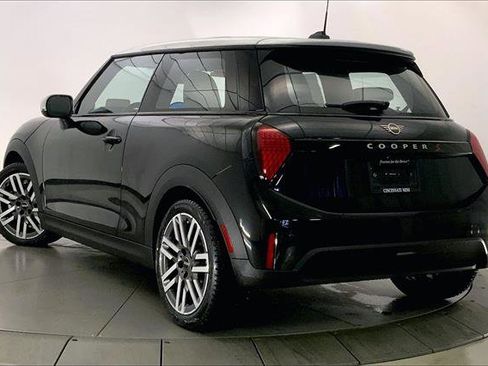 New 2026 MINI Cooper S image 2
