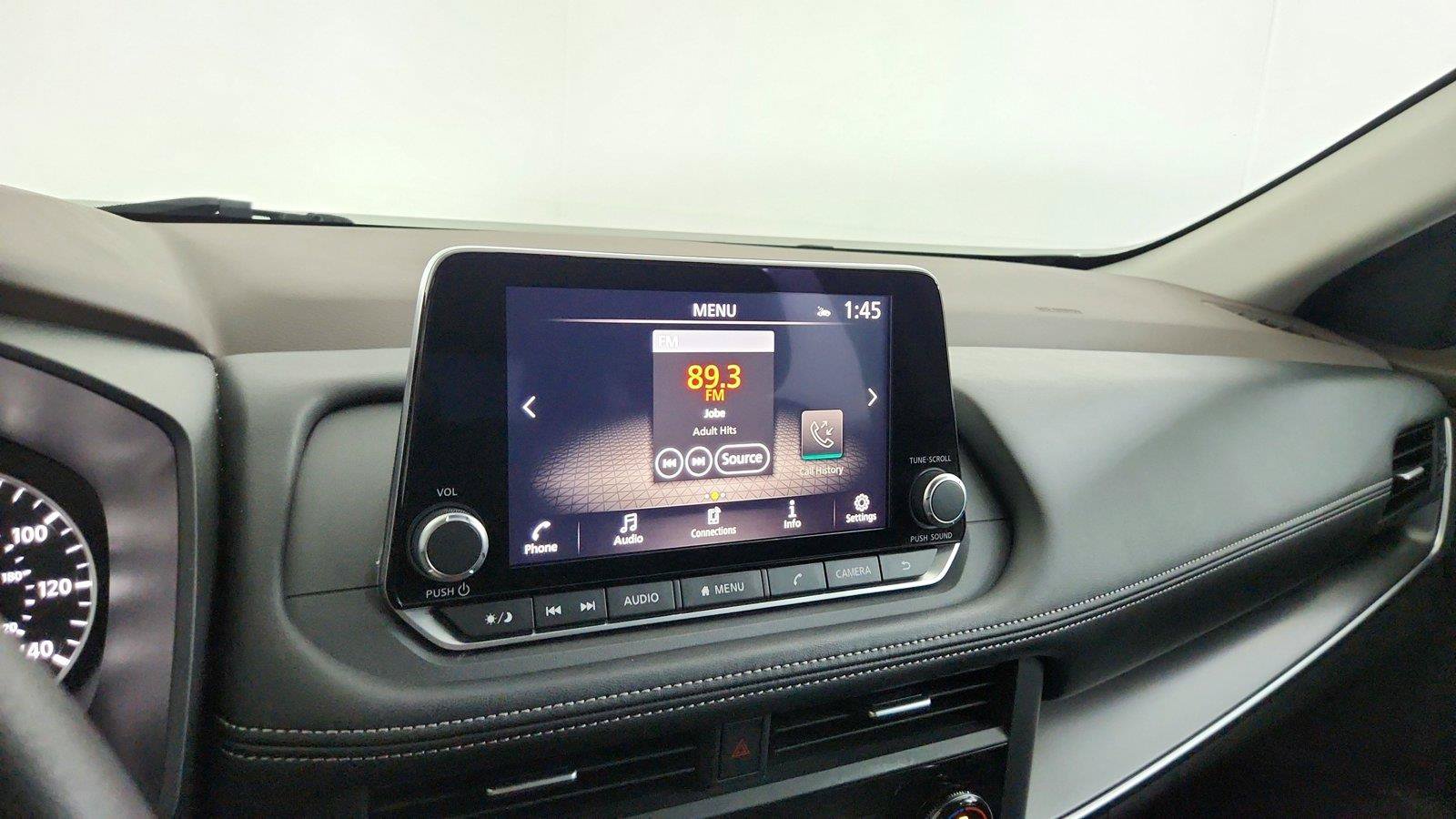 Certified 2023 Nissan Rogue SV FWD image 31