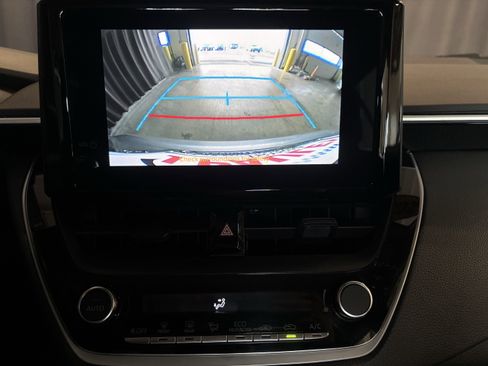 Certified 2024 Toyota Corolla LE image 14