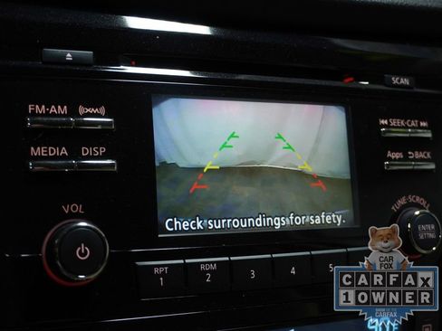 Used 2016 Nissan Rogue SV image 19