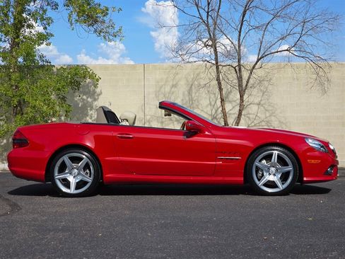 Used 2009 Mercedes-Benz SL 550 image 14