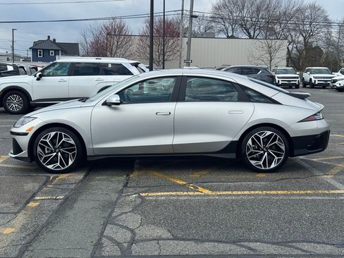 Used 2024 Hyundai Ioniq 6 SEL image 2