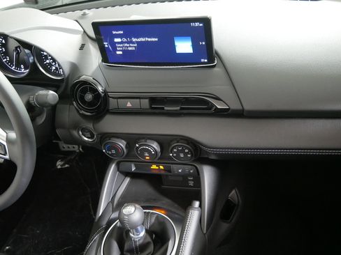 New 2026 MAZDA MX-5 Miata Club w/ Interior Package RWD image 5