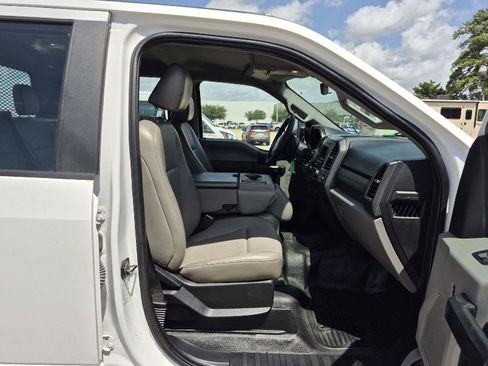Certified 2020 Ford F350 XL w/ Power Equipment Group RWD image 6