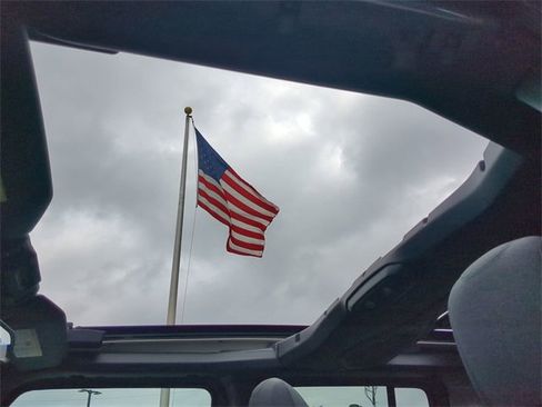 New 2025 Jeep Wrangler Sport S image 20