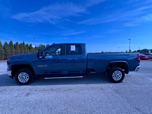Used 2024 Chevrolet Silverado 2500 LT AWD/4WD image 5