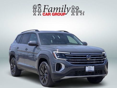 New 2026 Volkswagen Atlas SE FWD image 2