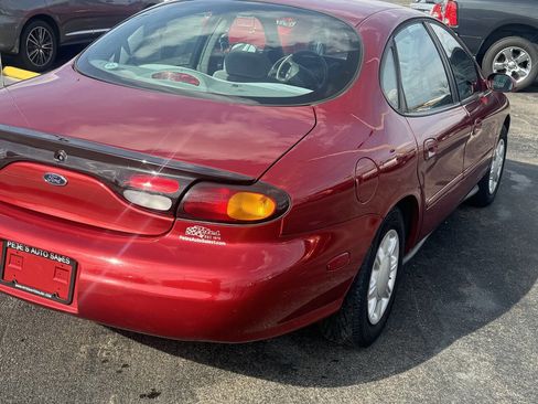 Used 1996 Ford Taurus GL image 11