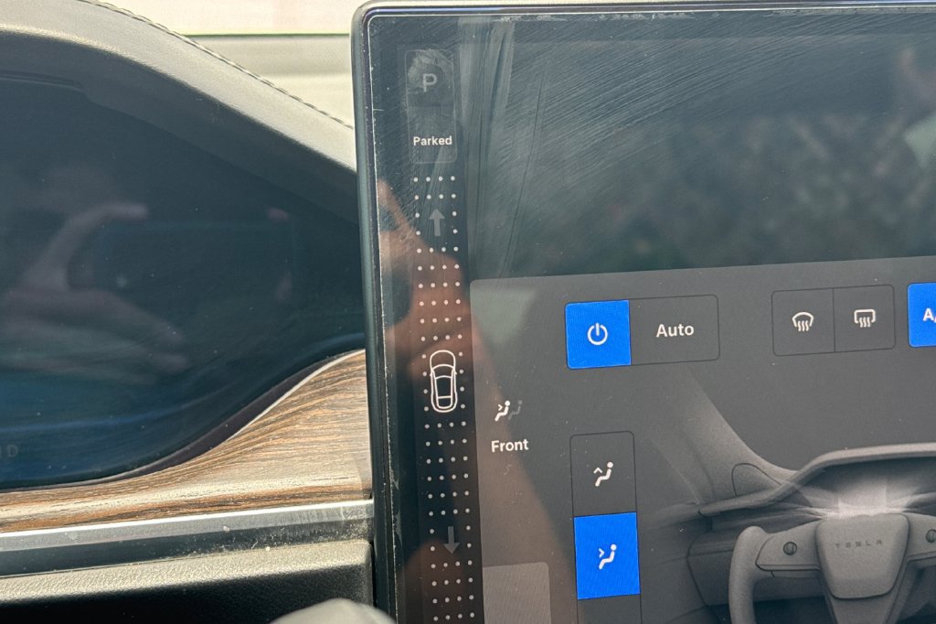 Used 2022 Tesla Model S AWD/4WD image 20