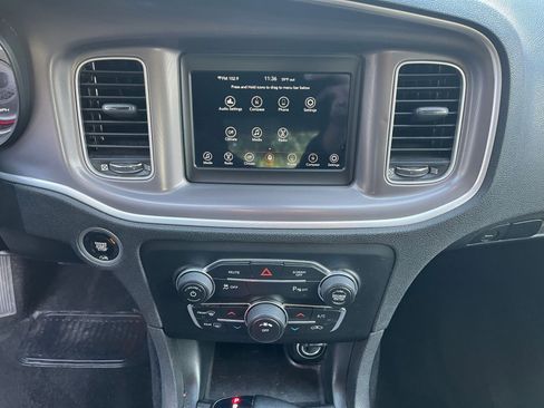 Used 2022 Dodge Charger SXT image 17