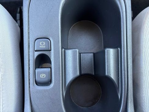 Used 2023 Toyota Corolla LE FWD image 29