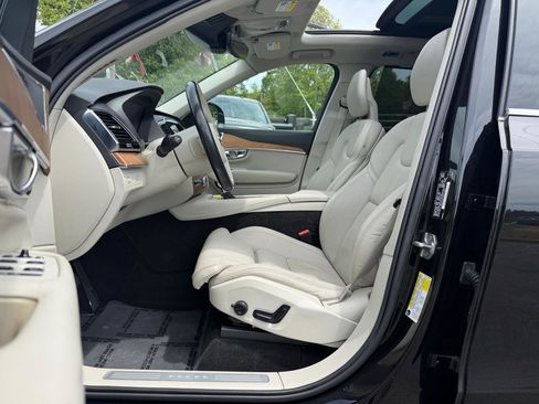 Used 2018 Volvo XC90 T6 Inscription w/ Convenience Package AWD/4WD image 11