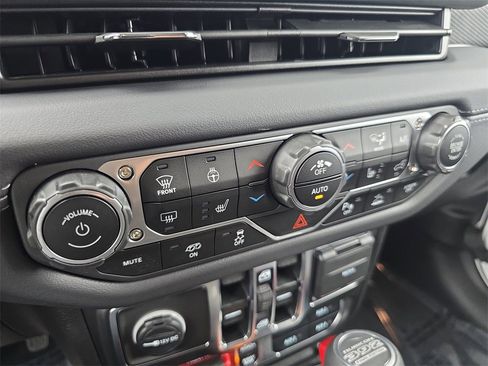 New 2025 Jeep Wrangler Unlimited Rubicon 392 image 21