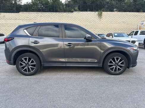 Used 2018 MAZDA CX-5 Touring FWD image 5