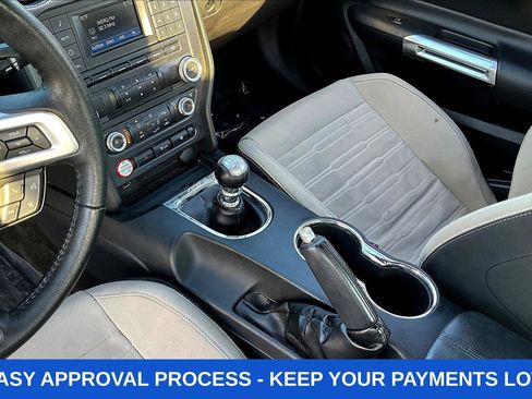 Used 2017 Ford Mustang GT RWD image 21