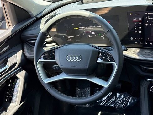 Certified 2025 Audi Q5 Premium Plus w/ Premium Plus image 14