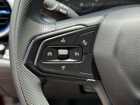 Used 2025 Chevrolet Trax LS FWD image 16