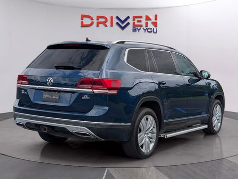 Used 2018 Volkswagen Atlas SEL Premium image 5