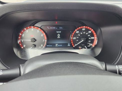 Used 2025 Nissan Frontier PRO-4X image 27