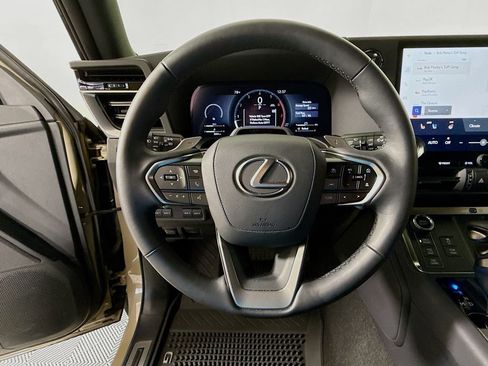 Certified 2026 Lexus GX 550 AWD/4WD image 11