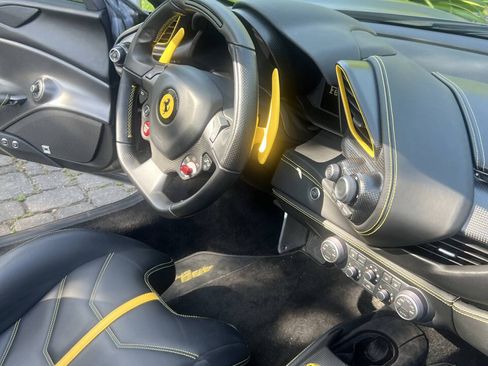 Used 2018 Ferrari 488 Spider RWD image 22