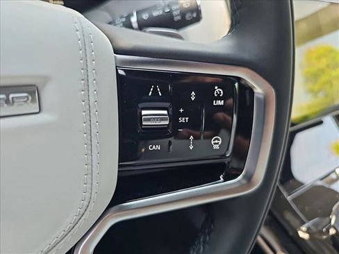 New 2025 Land Rover Range Rover Sport SE image 20