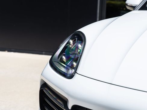 Certified 2023 Porsche Cayenne S AWD/4WD image 17