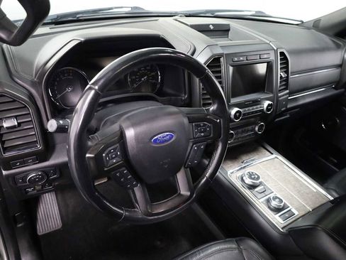 Used 2019 Ford Expedition Limited AWD/4WD image 4