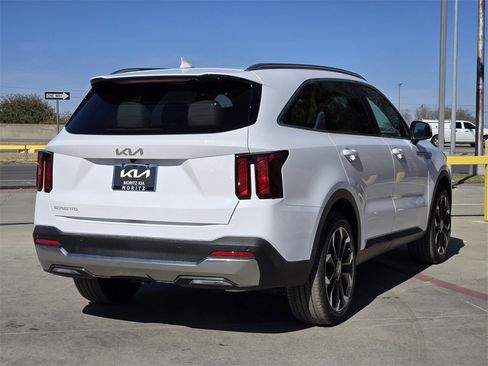 New 2026 Kia Sorento EX image 4