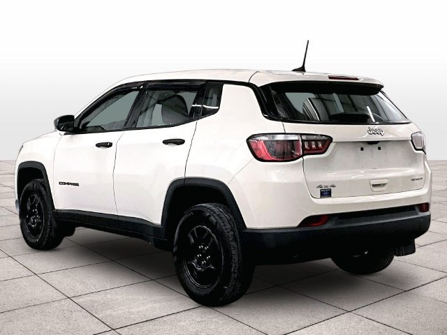 Used 2019 Jeep Compass Sport w/ Cold Weather Group AWD/4WD image 11